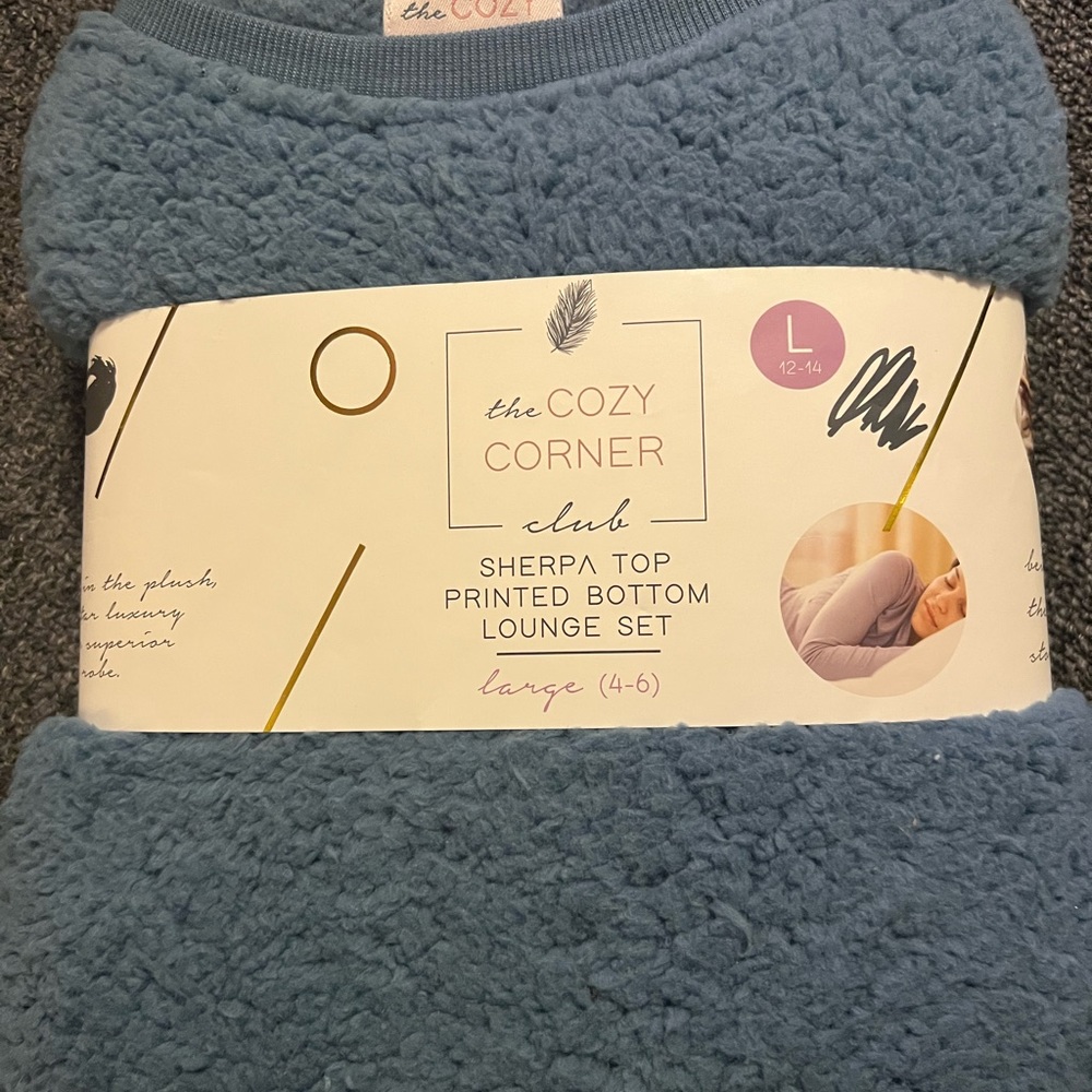 LOUNGE SET Pajamas